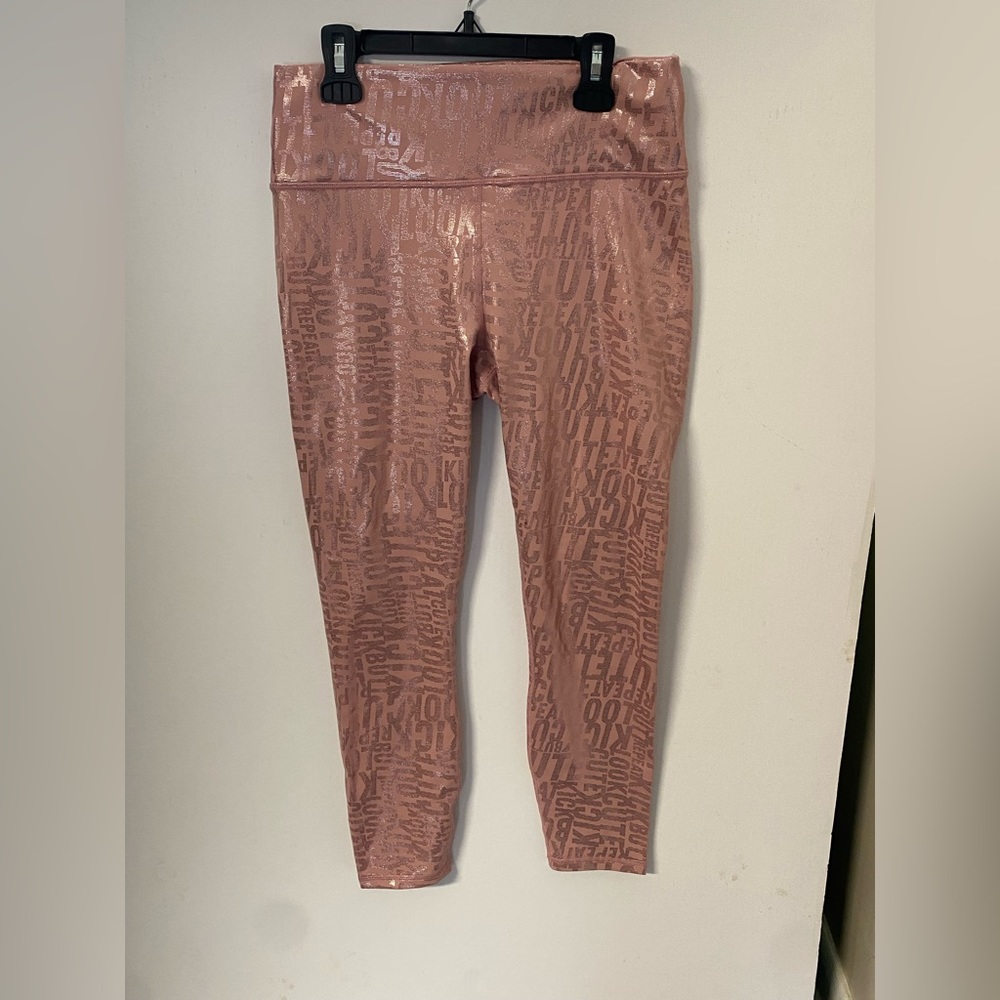 EUC Fabletics Define PowerHold® High-Waisted 7/8 Legging SZ M
